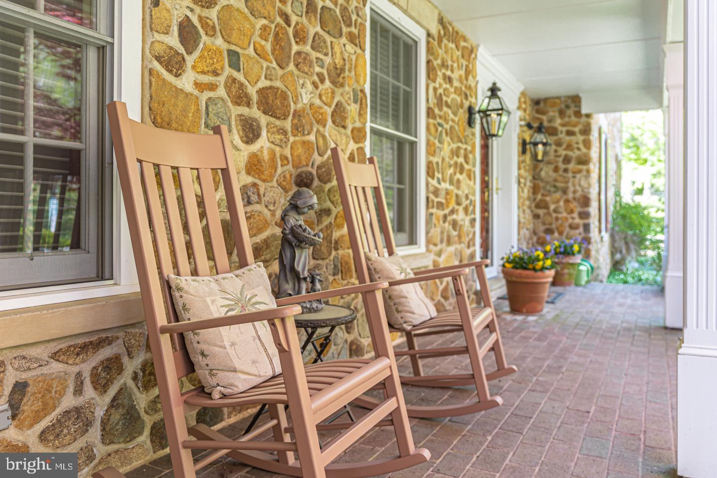 227 Thompson Mill Road Newtown, PA 18940 - Photo 10 of 73