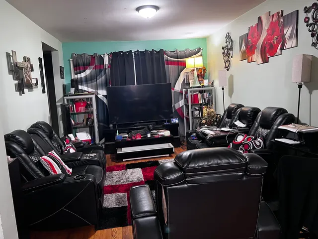 $179,900 | 11030 South Union Avenue, Chicago, IL 60628