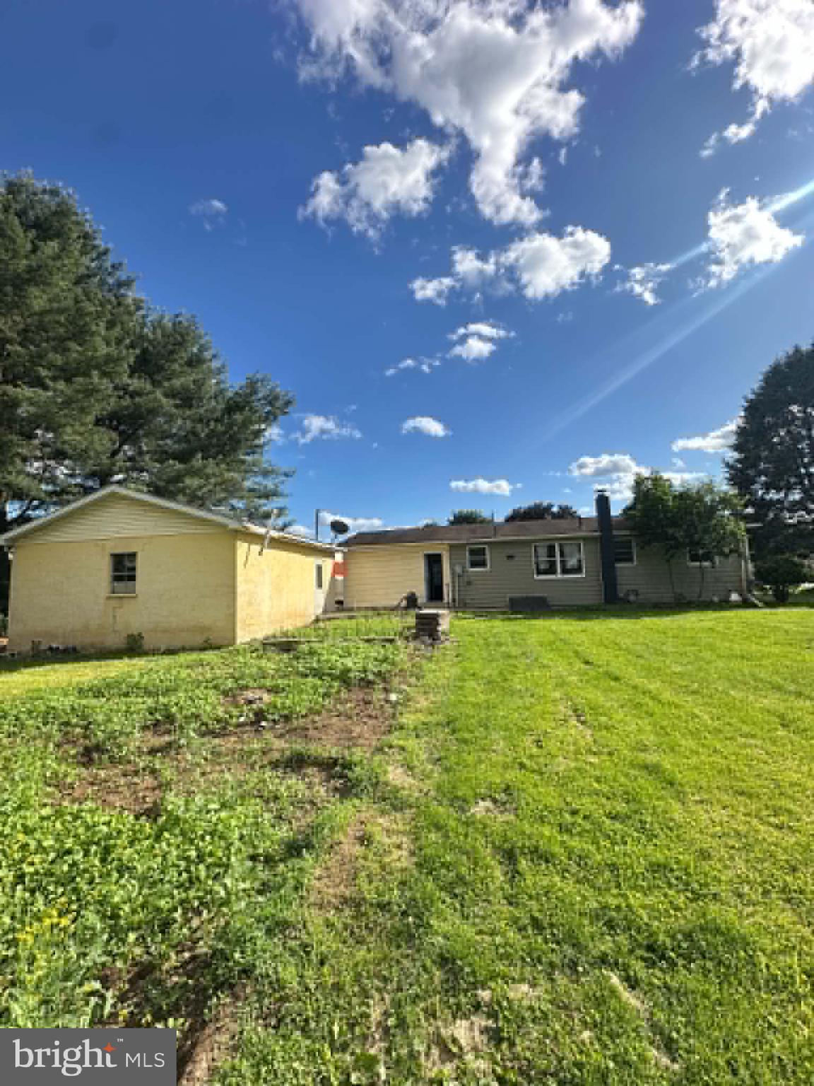 805 Baltimore Road Shippensburg, PA 17257 - Photo 23 of 23 a backyard of a house with lots of green space