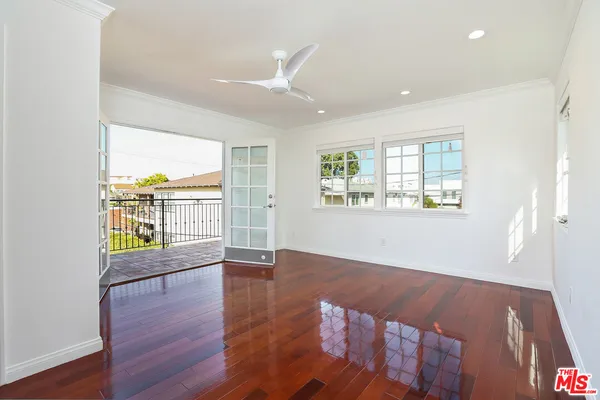 $7,995 | 252 Hampton Drive, Unit E, Venice, CA 90291