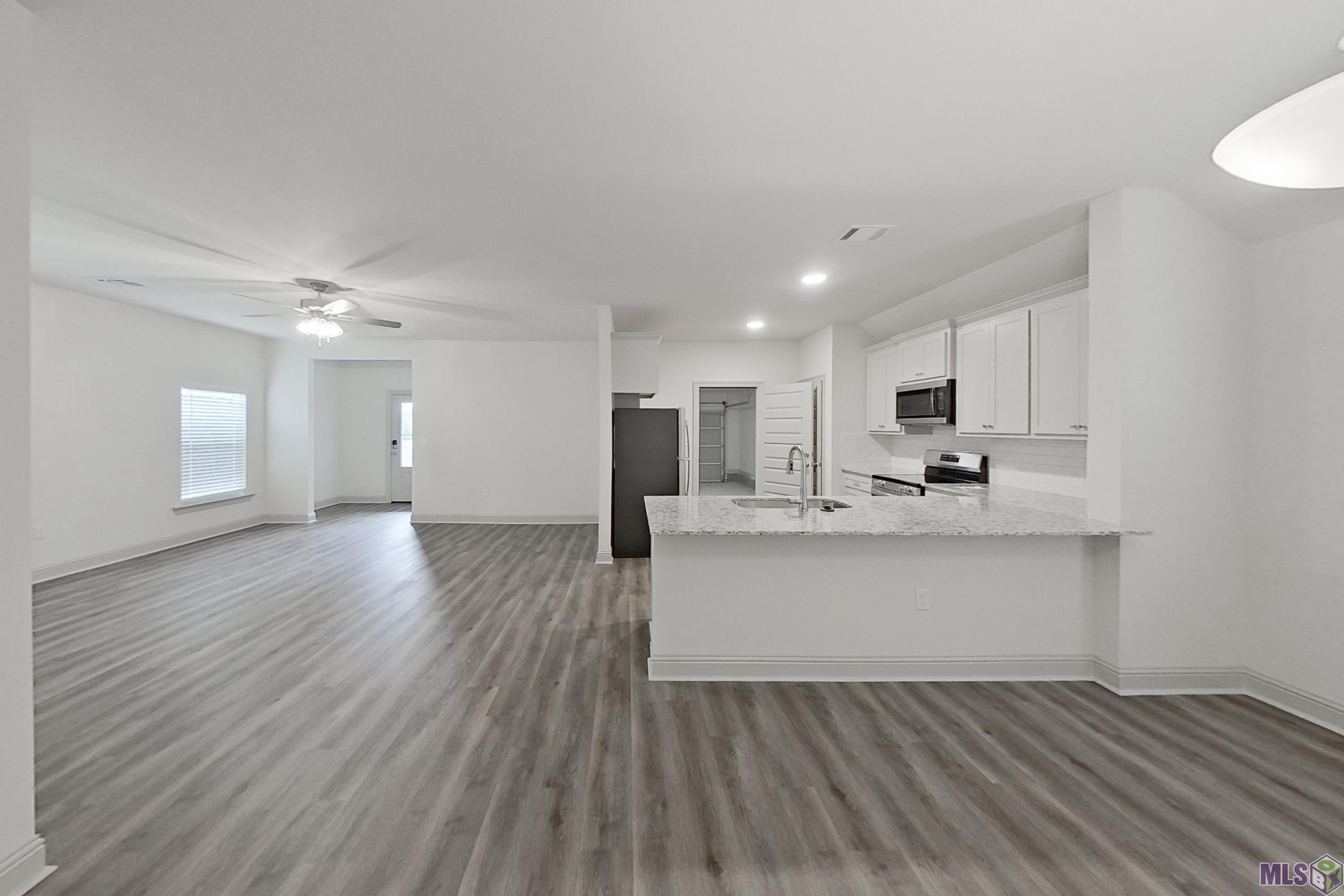 17647 Carlisle Avenue Baton Rouge, LA 70817 - Photo 11 of 22
