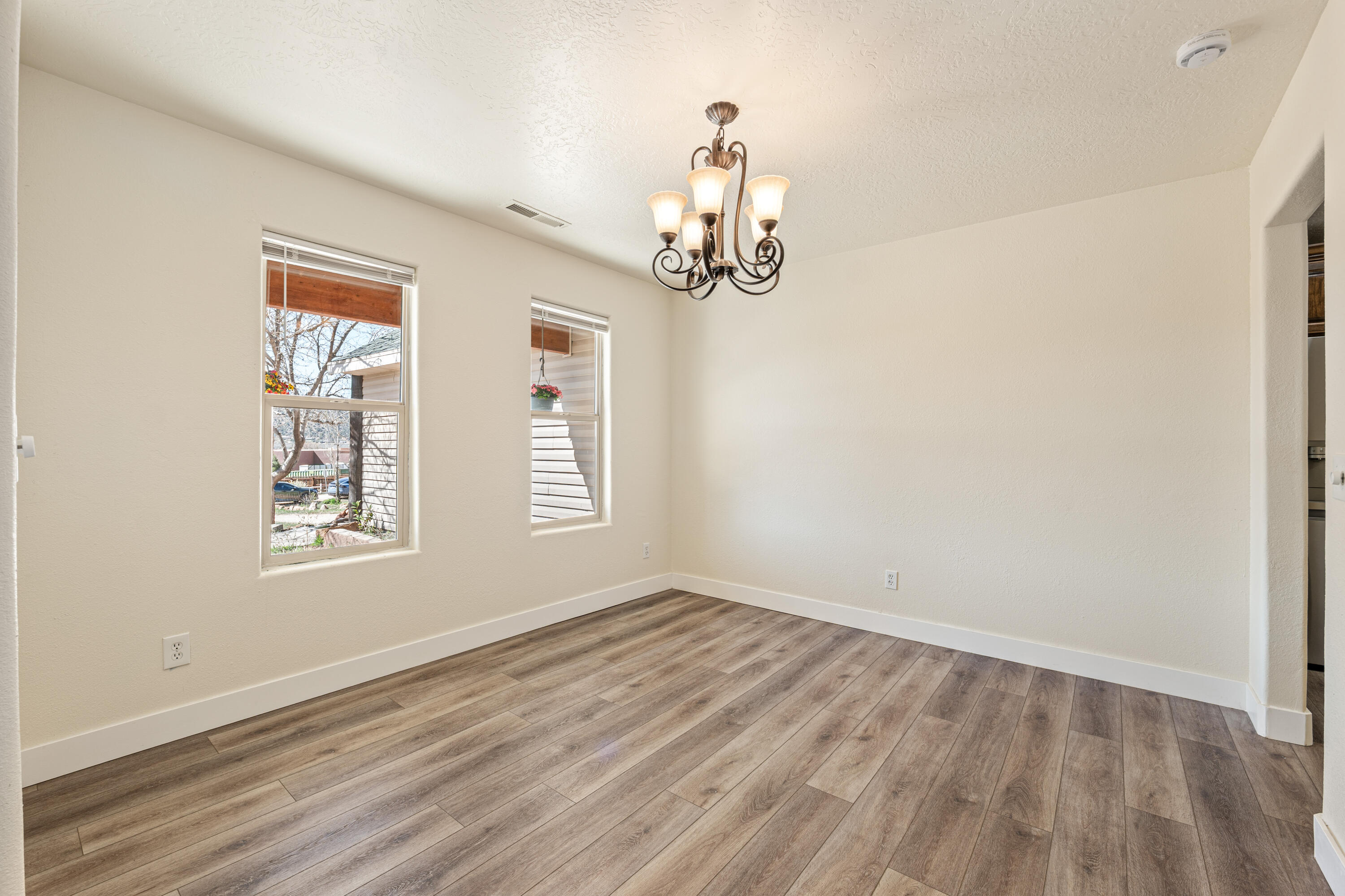 1892 Golden Delicious Apple Valley, UT 84737 - Photo 7 of 58 07-L1071036