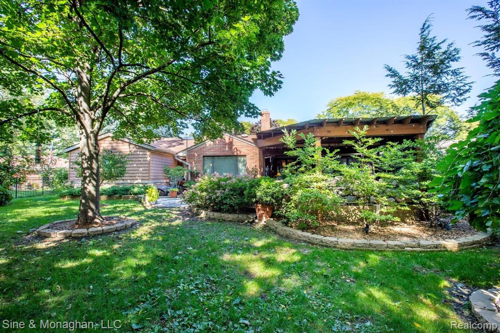 85 Stonehurst Road Grosse Pointe Shores, MI 48236 - Photo 35 of 39