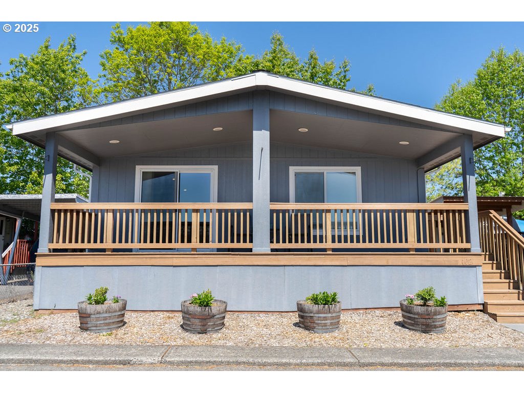 300 Southwest 7th Avenue, Unit 102 Battle Ground, WA 98604 - Photo 2 of 24