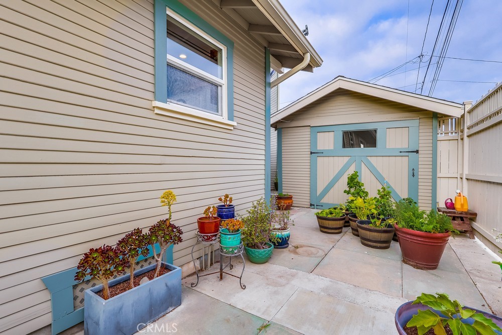 624 Termino Avenue Long Beach, CA 90814 - Photo 38 of 46 Original carriage house
