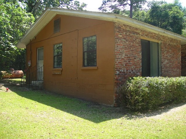 214 Selman Road Quincy, FL 32351 - Photo 9 of 11 Gallery Image 9