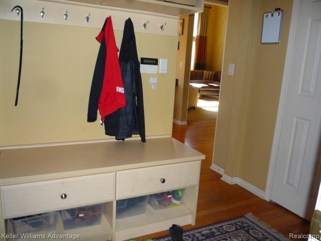 47751 Pavillon Road Canton, MI 48188 - Photo 34 of 50 Mud room from garage entry