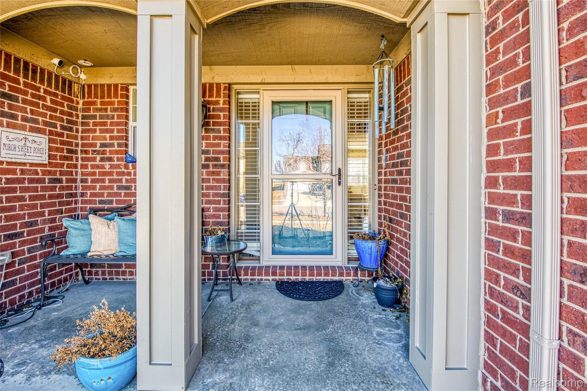 9362 Maple Ridge Drive Newport, MI 48166 - Photo 2 of 31 smaller 9362 Maple Ridge-30.jpg
