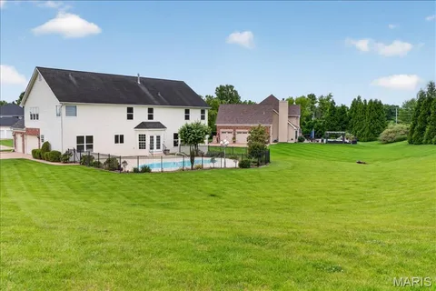 $1,250,000 | 371 Galahad Court, Weldon Spring, MO 63304