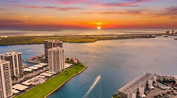 a view of an ocean and a building