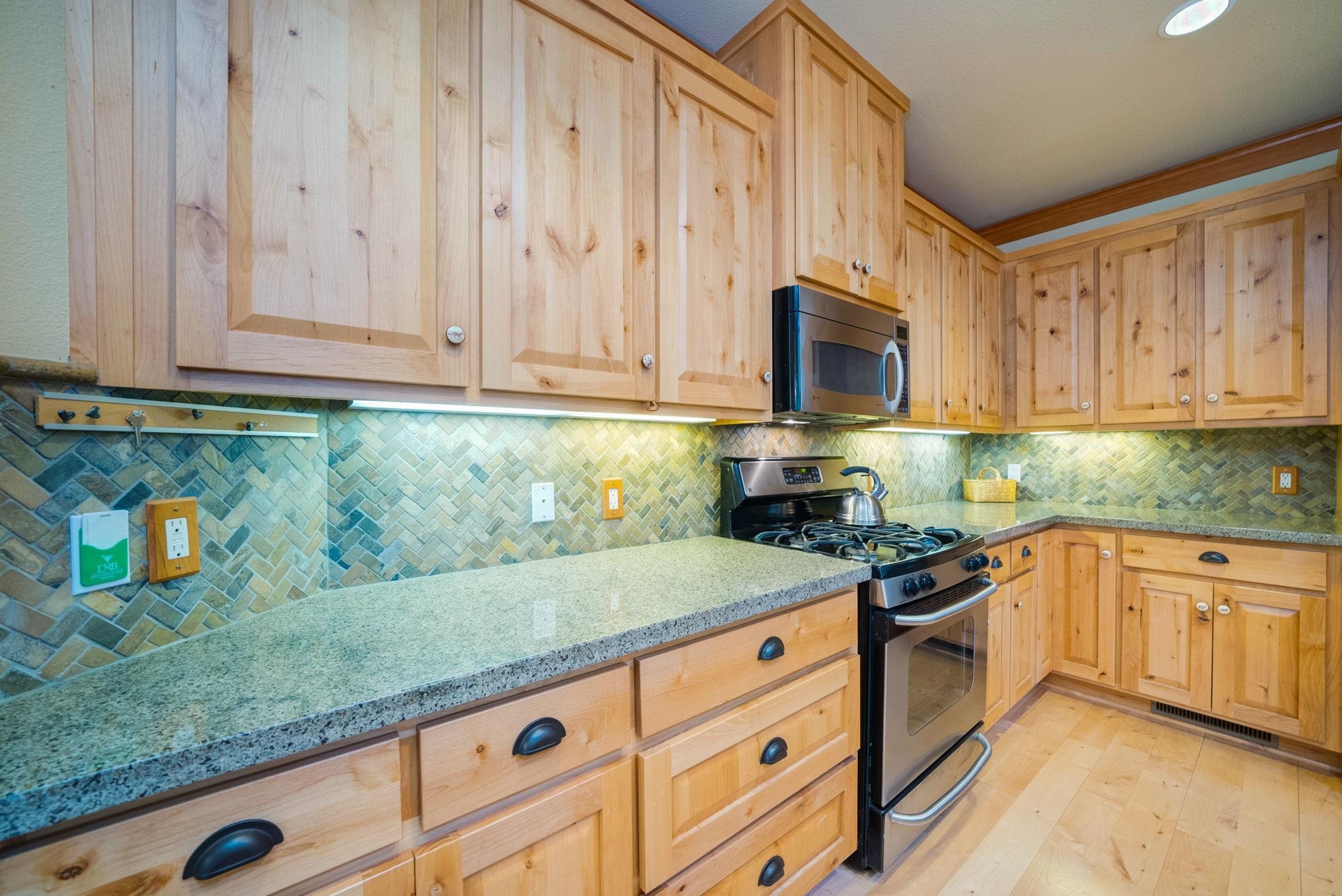 76 Hawk Ridge Clio, CA 96106 - Photo 16 of 28 Gallery Image 16