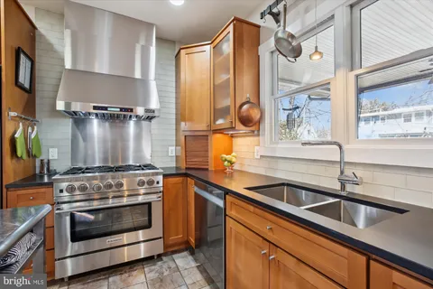 $929,000 | 9411 Garwood Street, Silver Spring, MD 20901