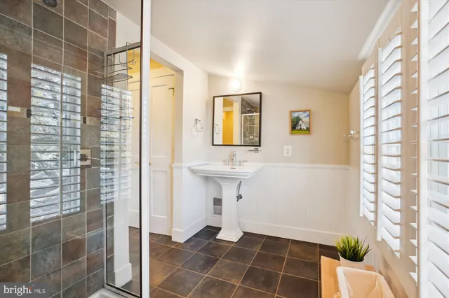 a view of a building entrance