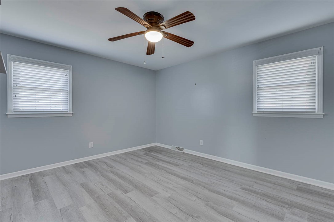 216 Hickory Drive Easley, SC 29642 - Photo 19 of 38