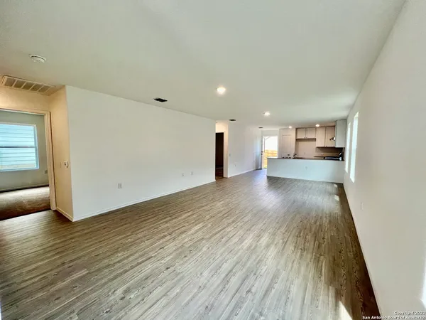$1,595 | 10542 Nye Pass, San Antonio, TX 78224