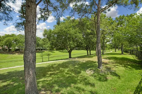 $765,000 | 5915 Saratoga Springs Lane, Houston, TX 77041