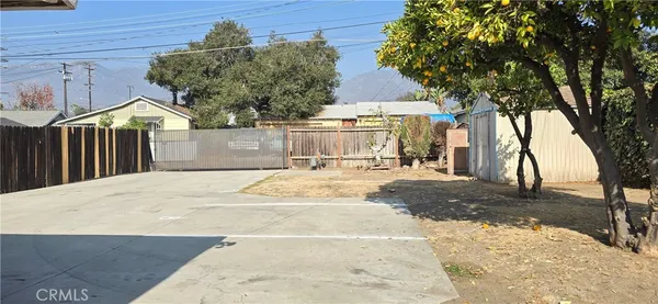 $1,800 | 435 West Walnut Avenue, Monrovia, CA 91016