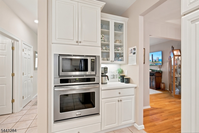 6 Drift Road Freehold, NJ 07728 - Photo 19 of 26