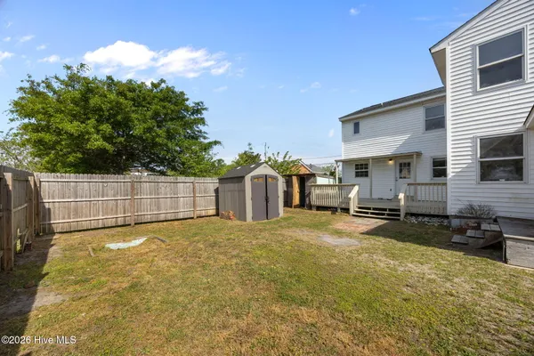 $395,000 | 2501 Avery Street, Morehead City, NC 28557