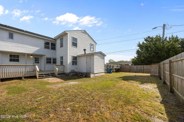 $395,000 | 2501 Avery Street, Morehead City, NC 28557