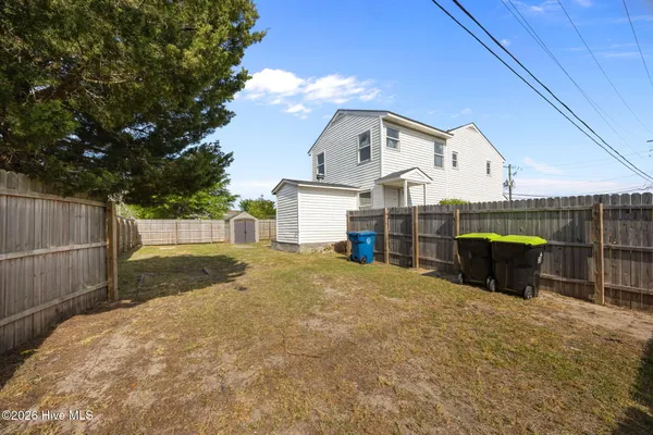 $395,000 | 2501 Avery Street, Morehead City, NC 28557