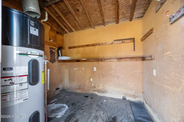 $395,000 | 2501 Avery Street, Morehead City, NC 28557