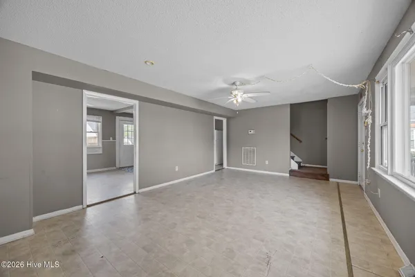 $395,000 | 2501 Avery Street, Morehead City, NC 28557