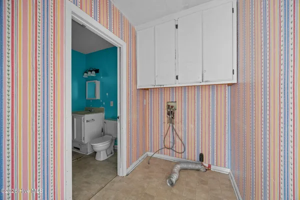 $395,000 | 2501 Avery Street, Morehead City, NC 28557