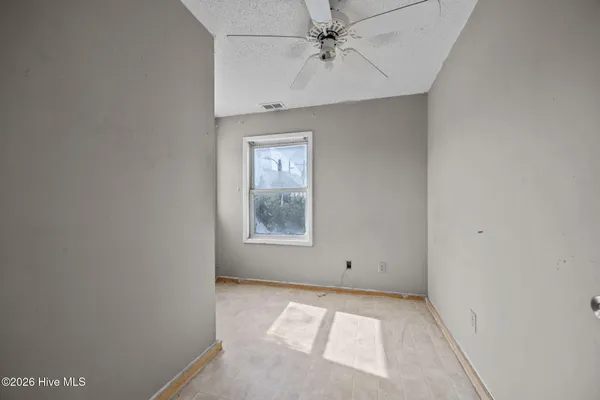 $395,000 | 2501 Avery Street, Morehead City, NC 28557