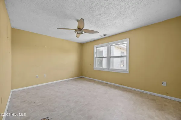 $395,000 | 2501 Avery Street, Morehead City, NC 28557