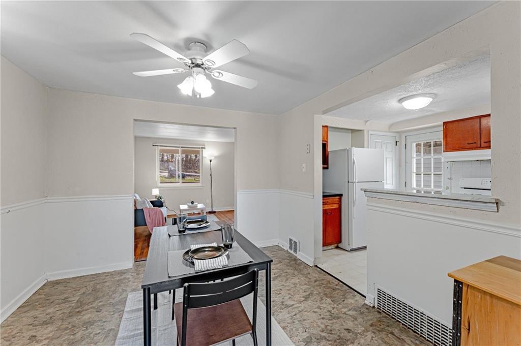714 Springfield Street Pittsburgh, PA 15220 - Photo 7 of 23 Gallery Image 7