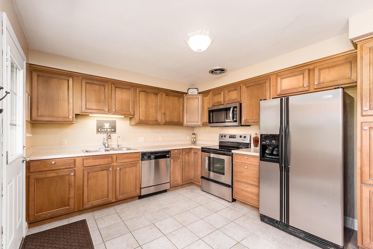 11155 Milnor Road Pickerington, OH 43147 - Photo 6 of 30 Gallery Image 6