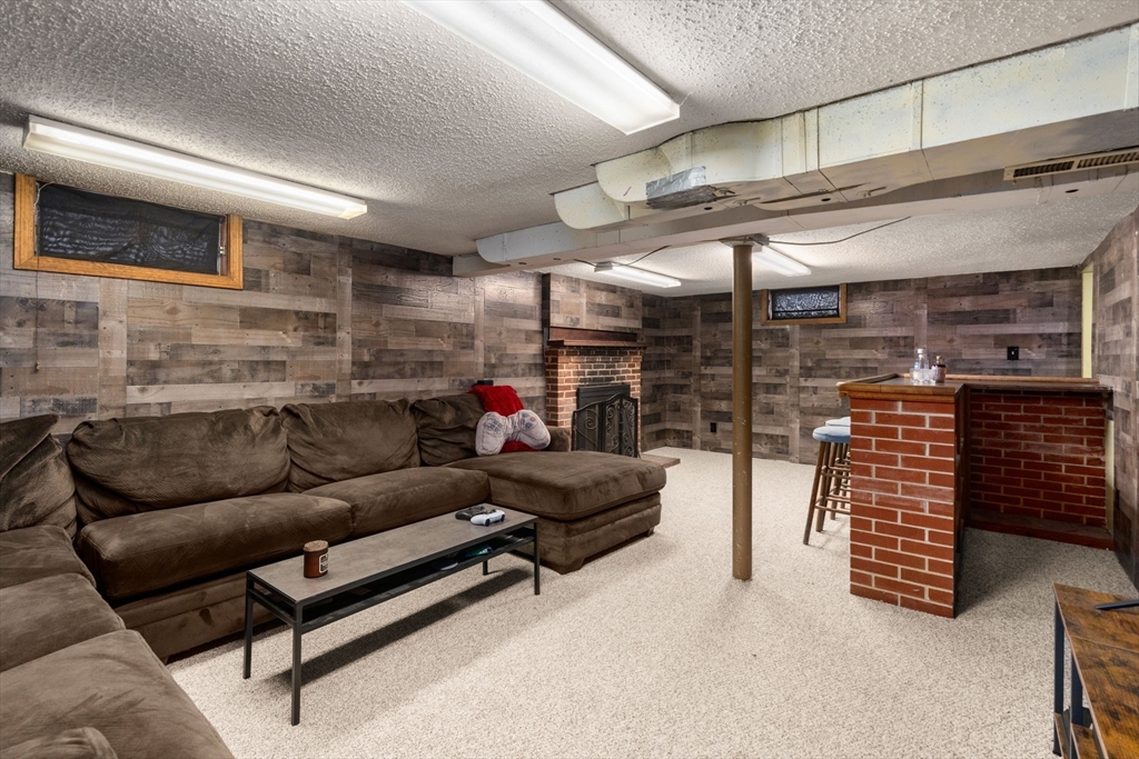 52 Merrimac Avenue Springfield, MA 01104 - Photo 23 of 29 Gallery Image 23
