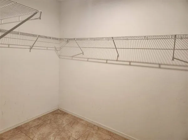 $2,200 | 5274 Oakland Lake Circle, Fort Pierce, FL 34951