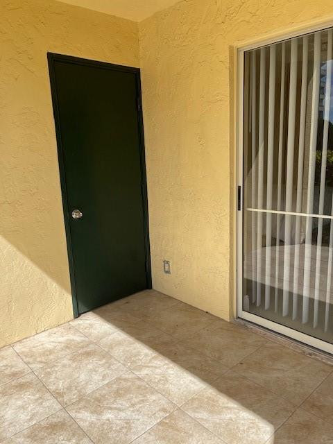 6283 La Costa Drive, Unit D Boca Raton, FL 33433 - Photo 4 of 7 Photo 4