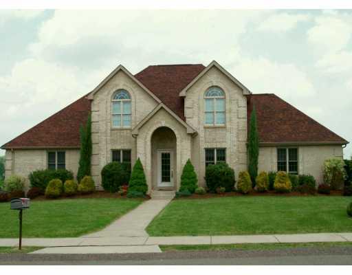 201 Meadow Ridge Court McKees Rocks, PA 15136 - Photo 1 of 8 Exterior Front.