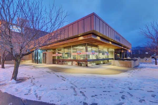 $13 | 10 Center Street, Adams, MA 01220