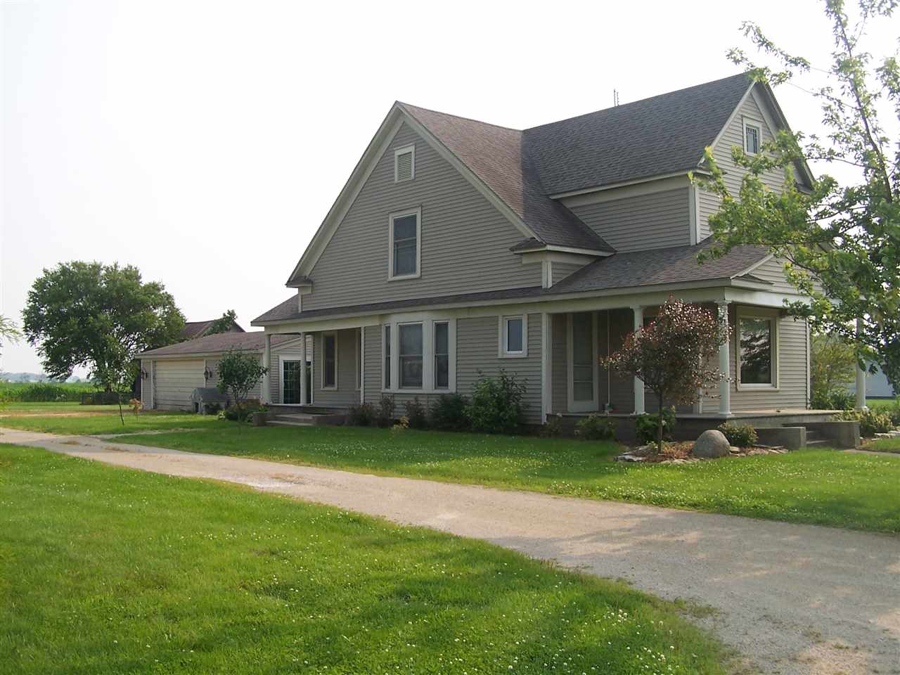 466 West 300 North Decatur, IN 46733 - Photo 1 of 16