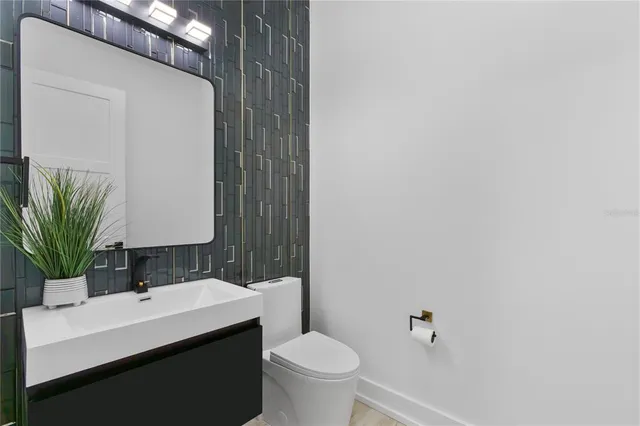 $4,995,000 | 2121 Bayou Grande Boulevard Northeast, St. Petersburg, FL 33703