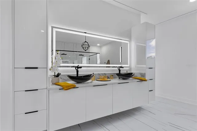 $4,995,000 | 2121 Bayou Grande Boulevard Northeast, St. Petersburg, FL 33703