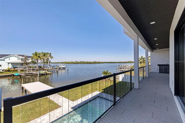 $4,995,000 | 2121 Bayou Grande Boulevard Northeast, St. Petersburg, FL 33703
