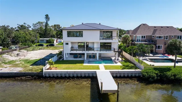 $4,995,000 | 2121 Bayou Grande Boulevard Northeast, St. Petersburg, FL 33703