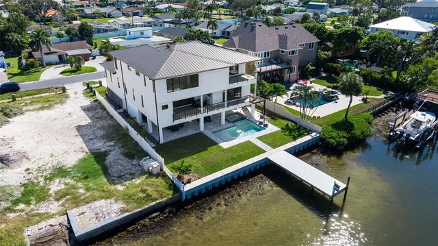 $4,995,000 | 2121 Bayou Grande Boulevard Northeast, St. Petersburg, FL 33703