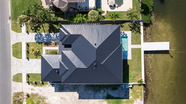 $4,995,000 | 2121 Bayou Grande Boulevard Northeast, St. Petersburg, FL 33703