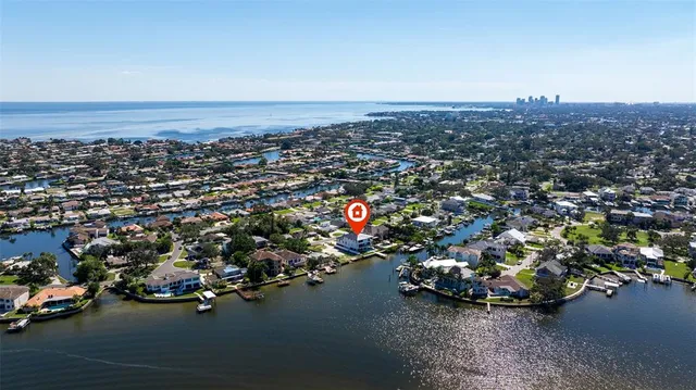 $4,995,000 | 2121 Bayou Grande Boulevard Northeast, St. Petersburg, FL 33703
