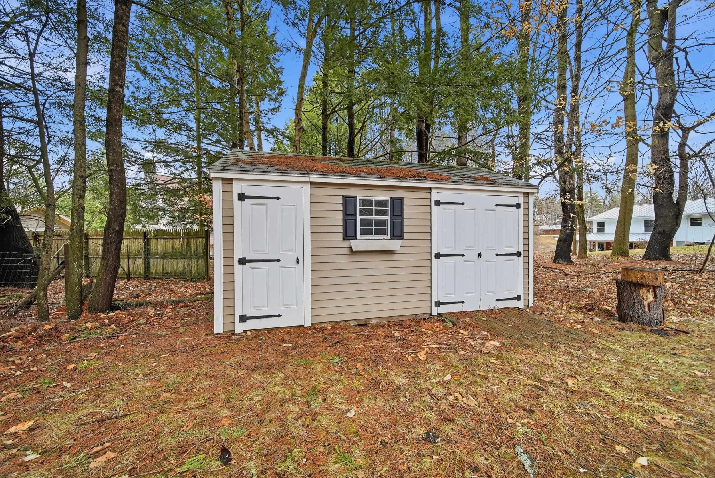 9 Wyeth Road Hanover, NH 03755 - Photo 38 of 44