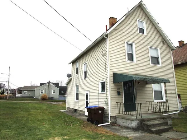 $99,900 | 1228 North Sharpsville Avenue, Sharon, PA 16146