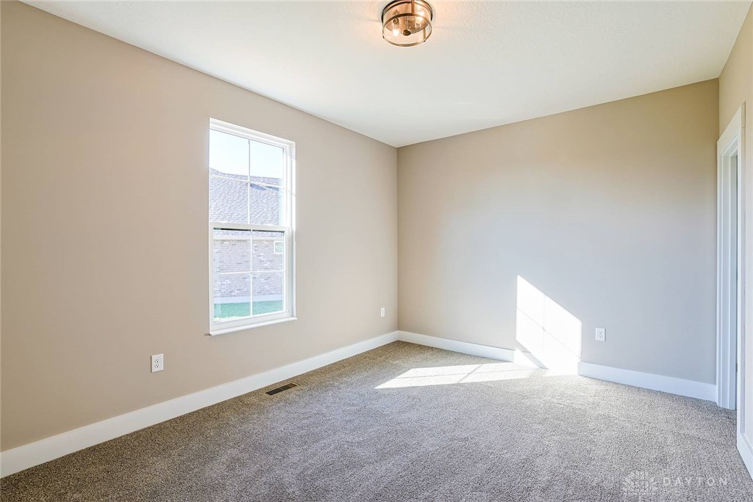 2795 Venice Crossing Hamilton, OH 45013 - Photo 30 of 51