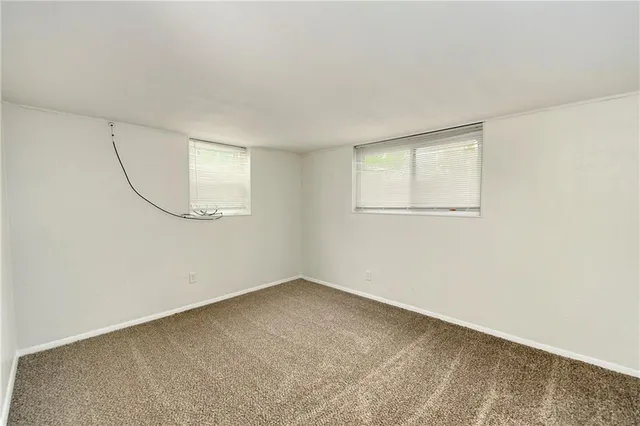 $194,900 | 818 North Wigwam Trail, Independence, MO 64056