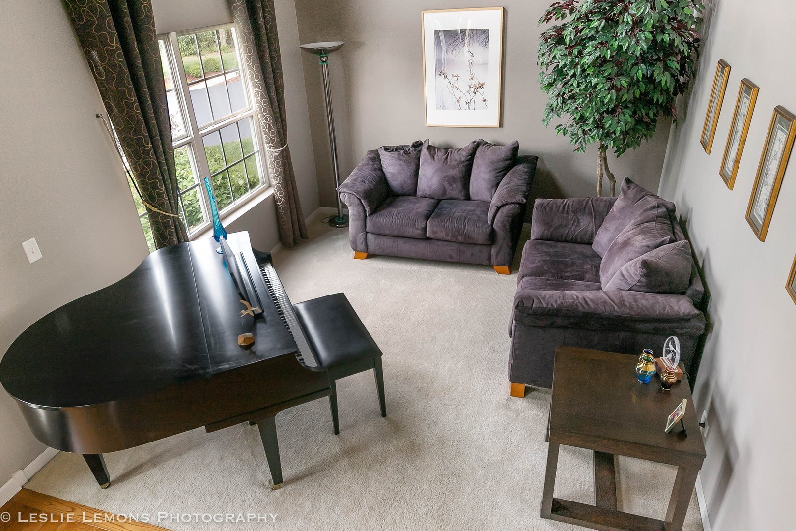 128 Reston Court Sycamore, IL 60178 - Photo 13 of 30 a living room with furniture and a window